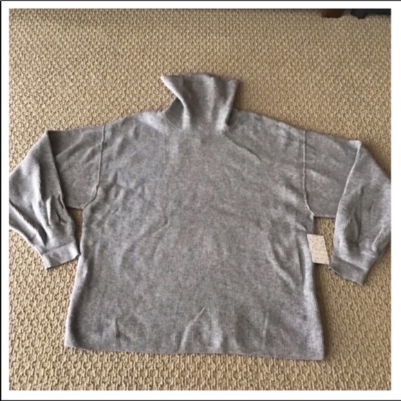 Free People Softly Structured Tunic Sweater. NWT. - Picture 8 of 8